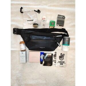 Men's Grooming Sample Bundle in Gaston Luga Splash Hip Pack